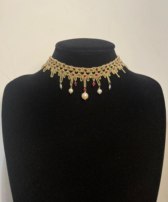 Solene – Collana con Swarovski, rubini e perle