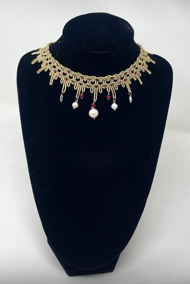Solene – Collana con Swarovski, rubini e perle